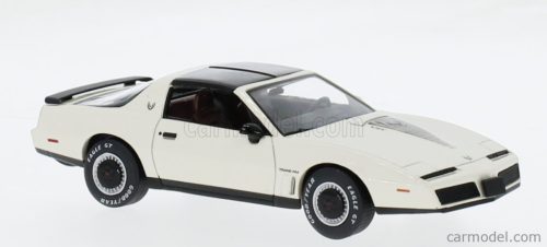 PONTIAC  FIREBIRD TRANS AM 1982  WHITE
