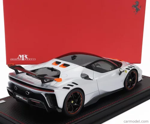 FERRARI  SF90 XX STRADALE 2024 - CON VETRINA - WITH SHOWCASE  BIANCO ARTICO - WHITE MET ORANGE BLACK