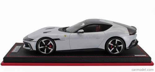 FERRARI  12CILINDRI COUPE V12 830cv 2024 - CON VETRINA - WITH SHOWCASE  BIANCO ARTICO - WHITE MET