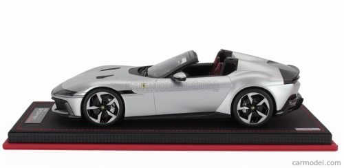 FERRARI  12CILINDRI SPIDER V12 830cv 2024 - CON VETRINA - WITH SHOWCASE  ARGENTO NURBURGRING - SILVER