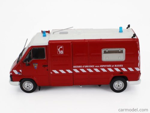 RENAULT  MASTER VAN SECOURS D'URGENCE AUX ASPHYXIES ET BLASSES FIRE ENGINE 1981  RED WHITE