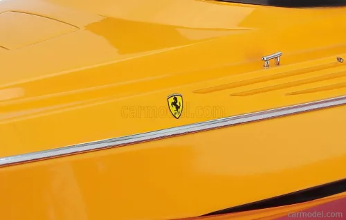 RIVA  MOTOSCAFO 32 FERRARI 1990 2x ENGINE V8 - 780CV - (24cm) - CON VETRINA - WITH SHOWCASE  YELLOW