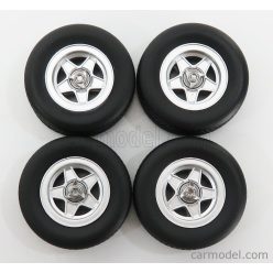   ACCESSORIES  4x  CROMODORA WHEEL AND TYRE SET 1969 FERRARI 365 GTB DAYTONA  BLACK
