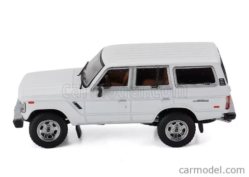 TOYOTA  LAND CRUISER 60 1982  WHITE