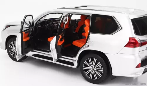 LEXUS   LX570 2022   SILVER