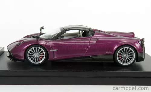 PAGANI  HUAYRA ROADSTER 2018