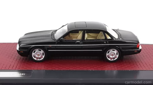 JAGUAR - XJR X300 1994