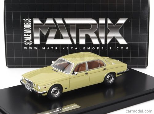 JAGUAR  XJ6 SIII 4.2 1979  PORTLAND BEIGE