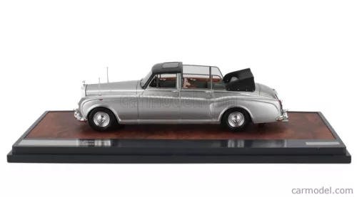 ROLLS ROYCE  PHANTOM VI LANDAULETTE SEMICONVERTIBLE OPEN 1973  SILVER BLACK