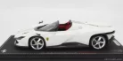 FERRARI  DAYTONA SP3 OPEN ROOF ICONA 2022 - CON VETRINA - WITH SHOWCASE  BIANCO ITALIA - WHITE
