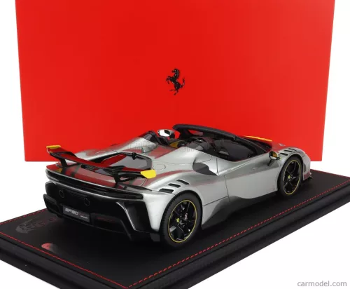 FERRARI  SF90 XX STRADALE SPIDER 2024 - CON VETRINA - WITH SHOWCASE  GRIGIO COMPETIZIONE - GREY YELLOW BLACK