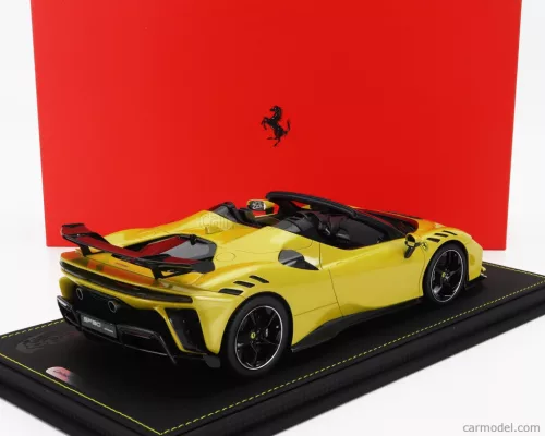 FERRARI  SF90 XX STRADALE SPIDER 2024 - CON VETRINA - WITH SHOWCASE  GIALLO MONTECARLO - YELLOW MET BLACK