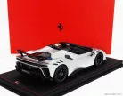 FERRARI  SF90 XX STRADALE SPIDER 2024 - CON VETRINA - WITH SHOWCASE  ARGENTO NURBURGRING - SILVER BLUE BLACK