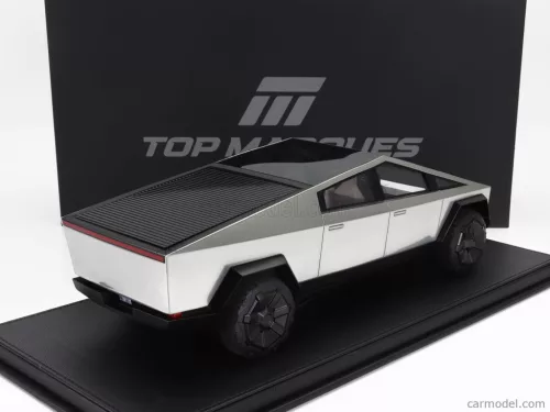 TESLA  CYBERTRUCK 2022  SILVER