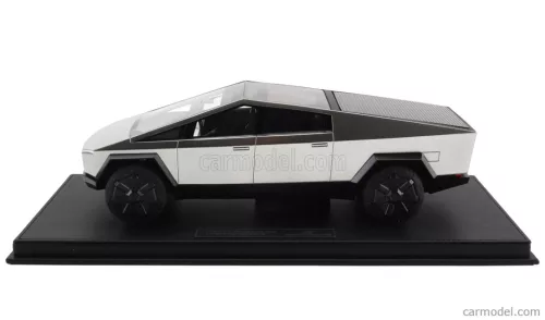 TESLA  CYBERTRUCK 2022  SILVER
