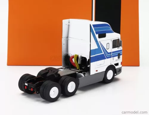 INTERNATIONAL  EAGLE CABOVER TRACTOR TRUCK 3-ASSI 1995  WHITE BLUE