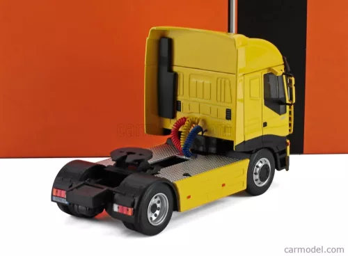 IVECO  STRALIS TRACTOR TRUCK 2-ASSI 2002  YELLOW