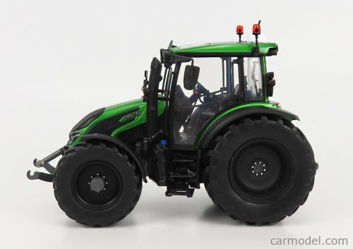 VALTRA  G135 TRACTOR 2017  GREEN MET BLACK