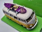 Volkswagen VW T1 transporter Classic Bus szörf 1962 1:24 1/24 Welly modellautó