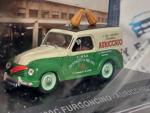 Fiat 500C van Auricchio year 1951 cream white / green 1:43 Altaya