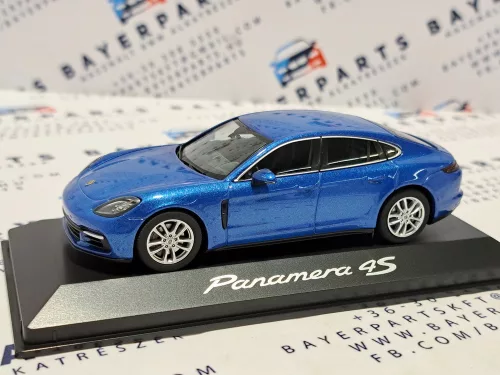 Porsche Panamera 4S (2. Gen.) 1:43Herpa modellautó