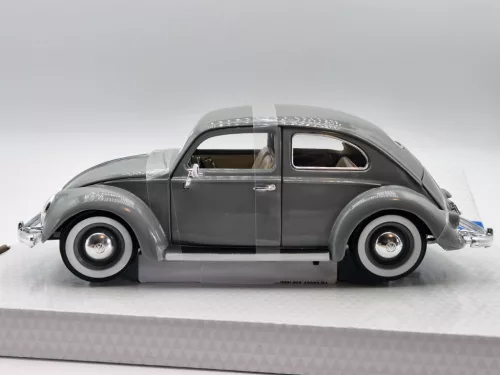 Volkswagen VW Käfer bogárhátú 1955 1:18 1/18 Bburago modellautó