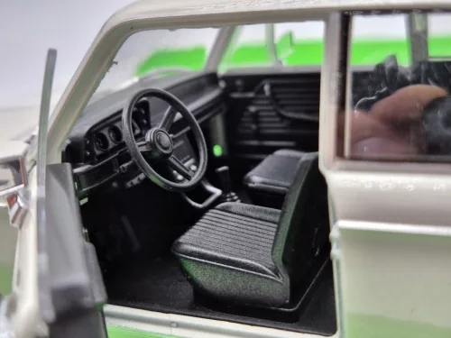 BMW 2002Ti 1966 krém - Welly modellautó 1:24