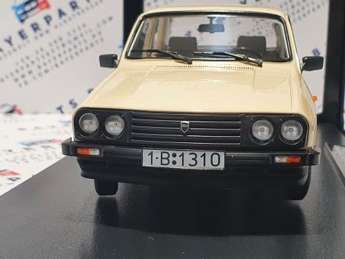 Dacia 1310 TLX (1991) - Triple9 - 1:18 modellautó