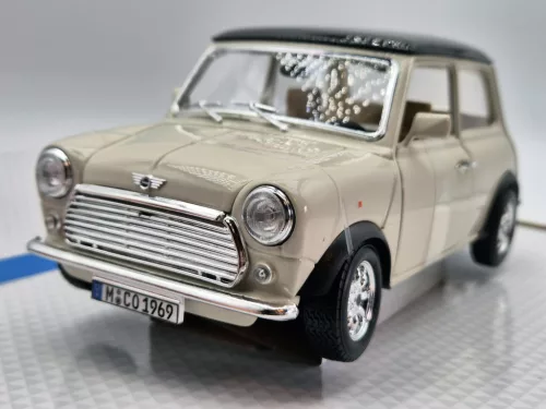 Mini Cooper (1969)  - Bburago - 1:16 1/16 modellautó