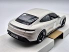 Porsche Taycan Turbo S - Bburago - 1:24