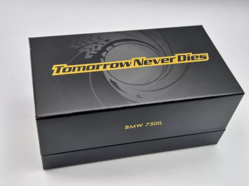 BMW E38 750iL - James Bond Tomorrow never dies (1997)  - Corgi - 1:36 - díszdobozos
