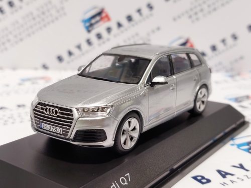 Audi Q7 V8 TDI Quattro S-line (2014) - Spark-Model - 1:43 - repedt vitrinnel
