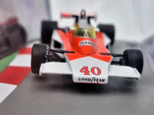 Gilles Villeneuve McLaren M23 #40 British GP formula 1977 - Altaya - 1:43