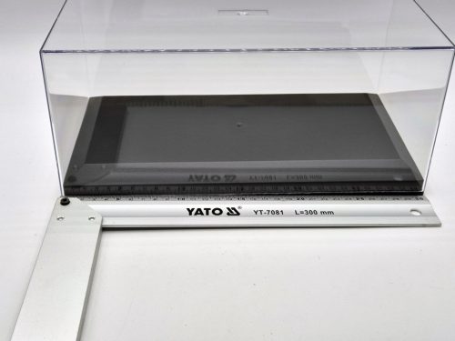 Modellautó vitrin display 1:18 1/18