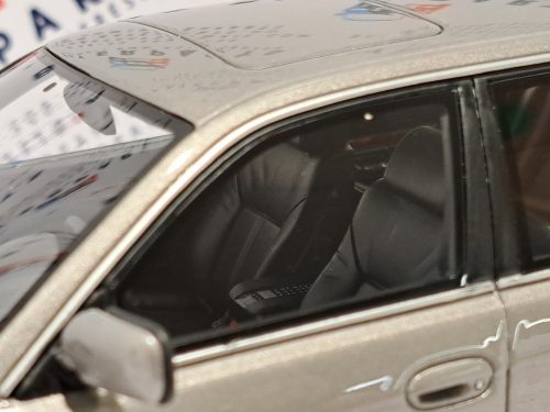 BMW E38 750iL - James Bond (1995) - Otto - 1:18 1/18 modellautó modell autó (m00352)