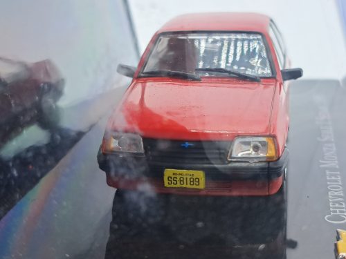 Opel / Chevrolet Monza sedan (1985) - Edicola - 1:43 - hibás