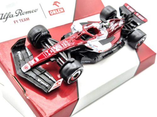 Alfa Romeo F1 C42 #24 (2022) Bahrain GP - Guanyu Zhou - Bburago - 1:43