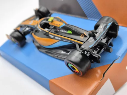 McLaren F1 MCL36 #4 (2022) Australian GP - Lando Norris -  Bburago - 1:43