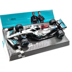   Mercedes - AMG Petronas F1 W13E #63 (2022) - George Russel -  Bburago - 1:43