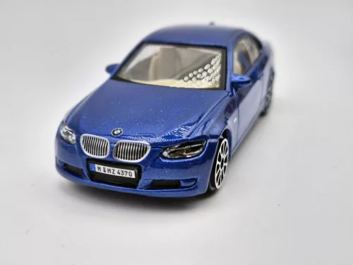 BMW E92 335i (2008) - Bburago - 1:43