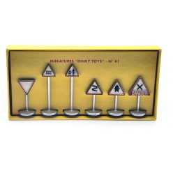 6 darabos útjelző tábla készlet -   - 1:43