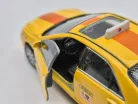 Toyota Camry - tokiói taxi (2009) -  Edicola - 1:38