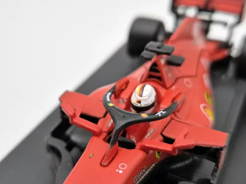 Ferrari - F1 Team Scuderia Ferrari (2020) - Ausztrál GP - Sebastian Vettel - pilótával - Bburago - 1:43 1/43 modellautó modell autó
