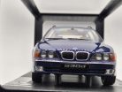 BMW E39 530d touring (1997) - kék -  KK Scale - 1:18 - sérült