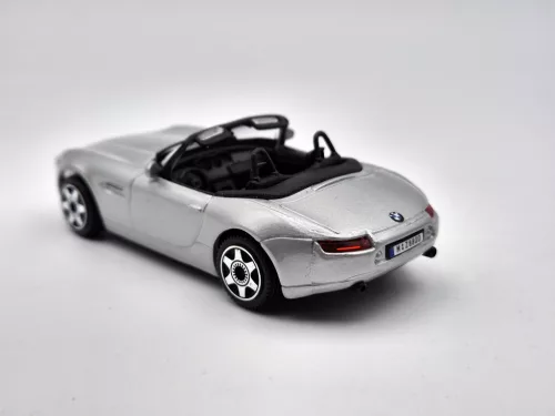 BMW Z8 cabrio (2008) -  Bburago - 1:43