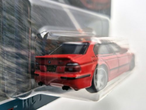 BMW E39 M5 (2001) - piros -  Hotwheels - 1:64