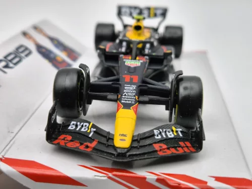 Red Bull RB19 Team Oracle F1 #11 (2023) - Sergio Perez -  Bburago - 1:43
