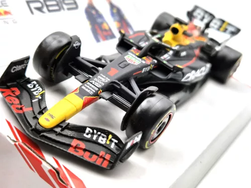 Red Bull RB19 Team Oracle F1 #1 (2023) - Max Verstappen -  Bburago - 1:43