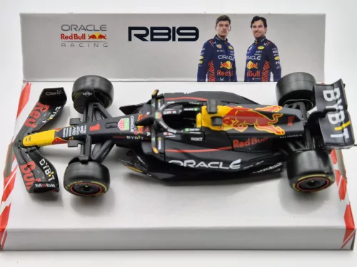 Red Bull RB19 Team Oracle F1 #1 (2023) - Max Verstappen -  Bburago - 1:43