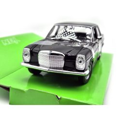 Mecedes Benz 220D W115 (1968) -  Welly - 1:24